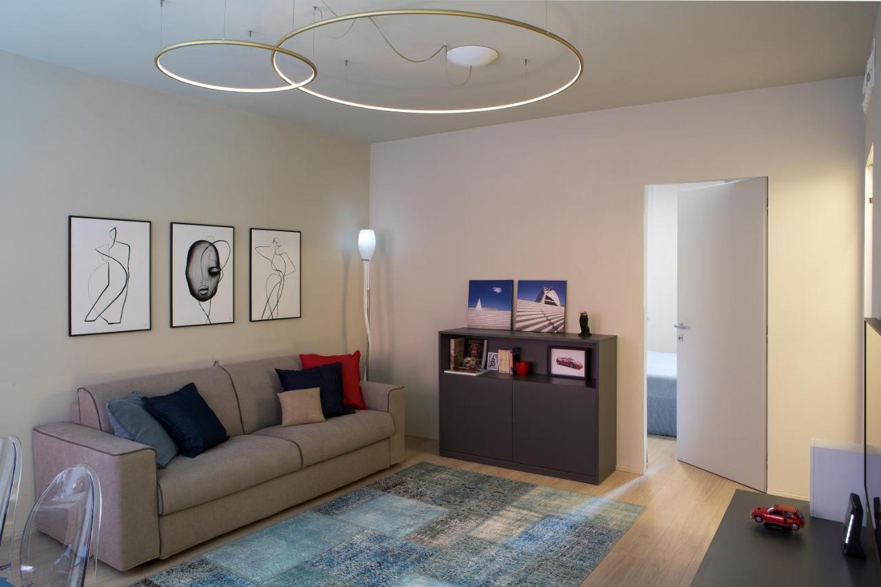 Casa Da Gio', Incantevole, Nel Cuore Di Alba, Con Posto Auto Gratuito. Kültér fotó